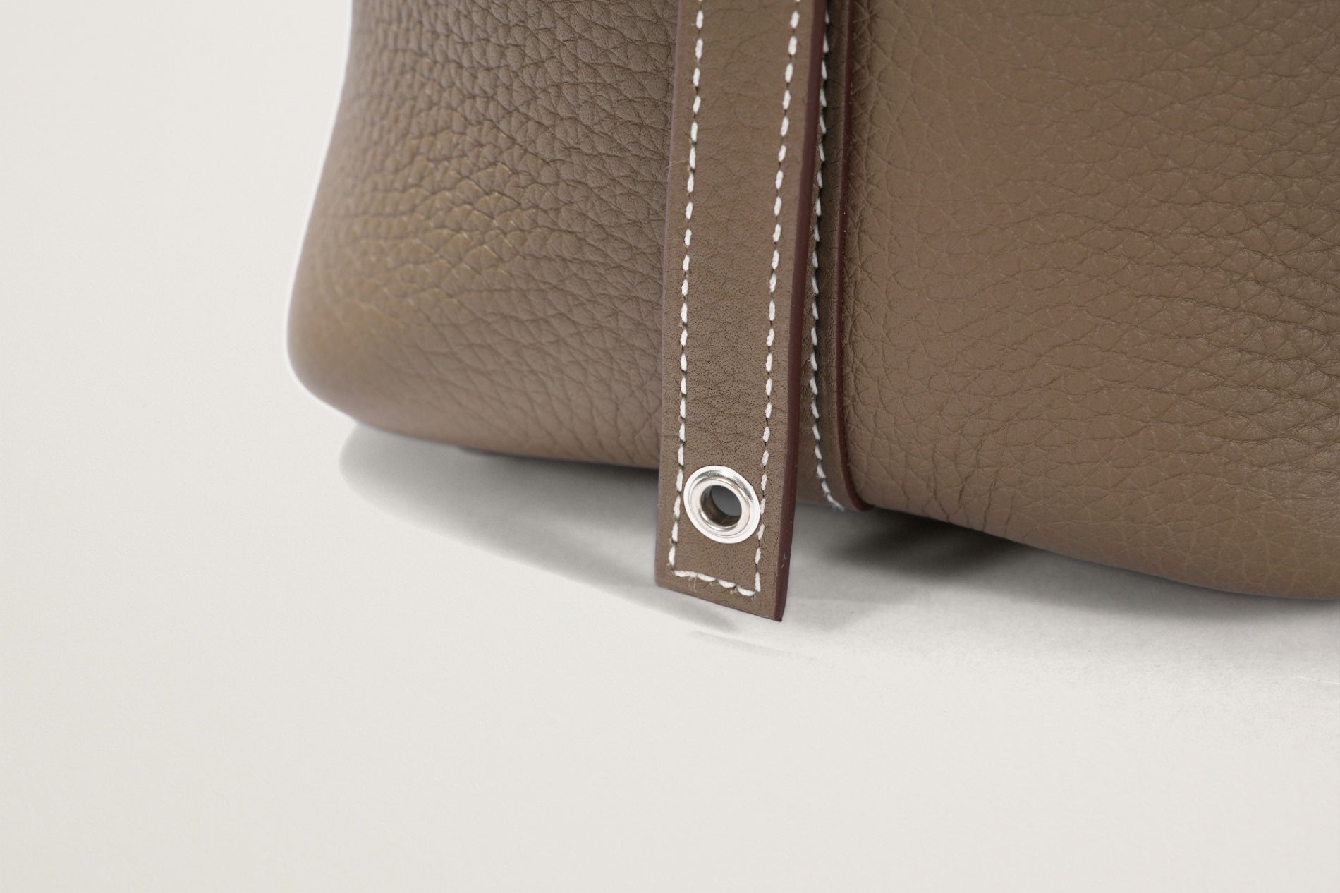 HERMES ピコタンロック18 エトゥープ