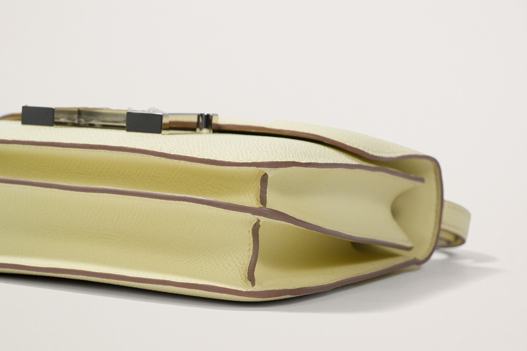 HERMES コンスタンスミニ ジョーヌミルトン