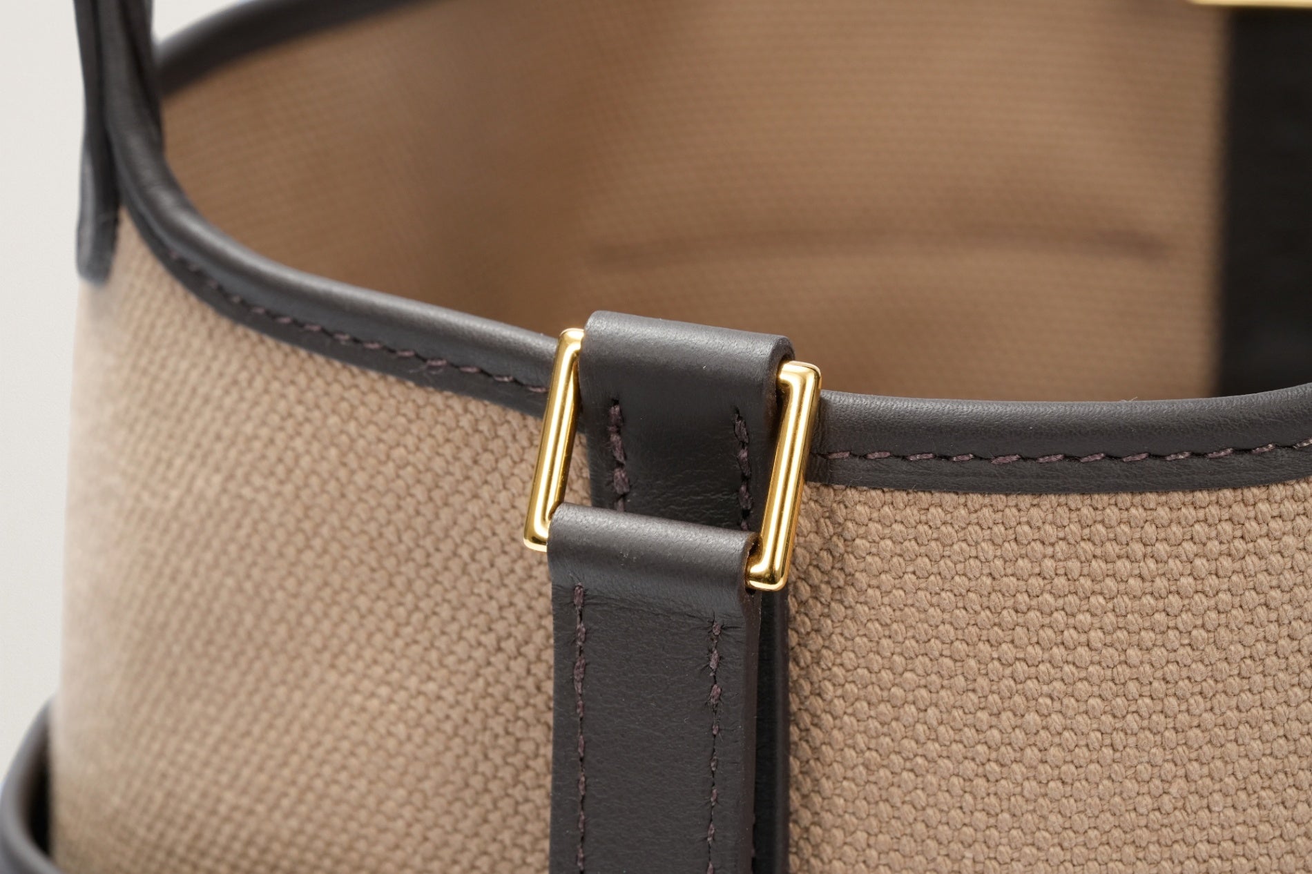 HERMES ピコタンロック18 ムース/ベブラン