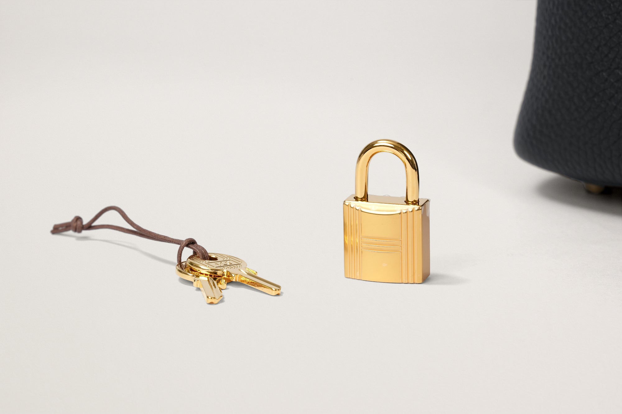 HERMES ピコタンロック18 黒