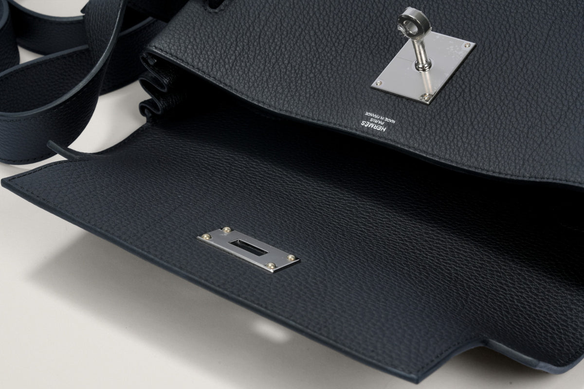 HERMES ケリーメッセンジャー24 黒