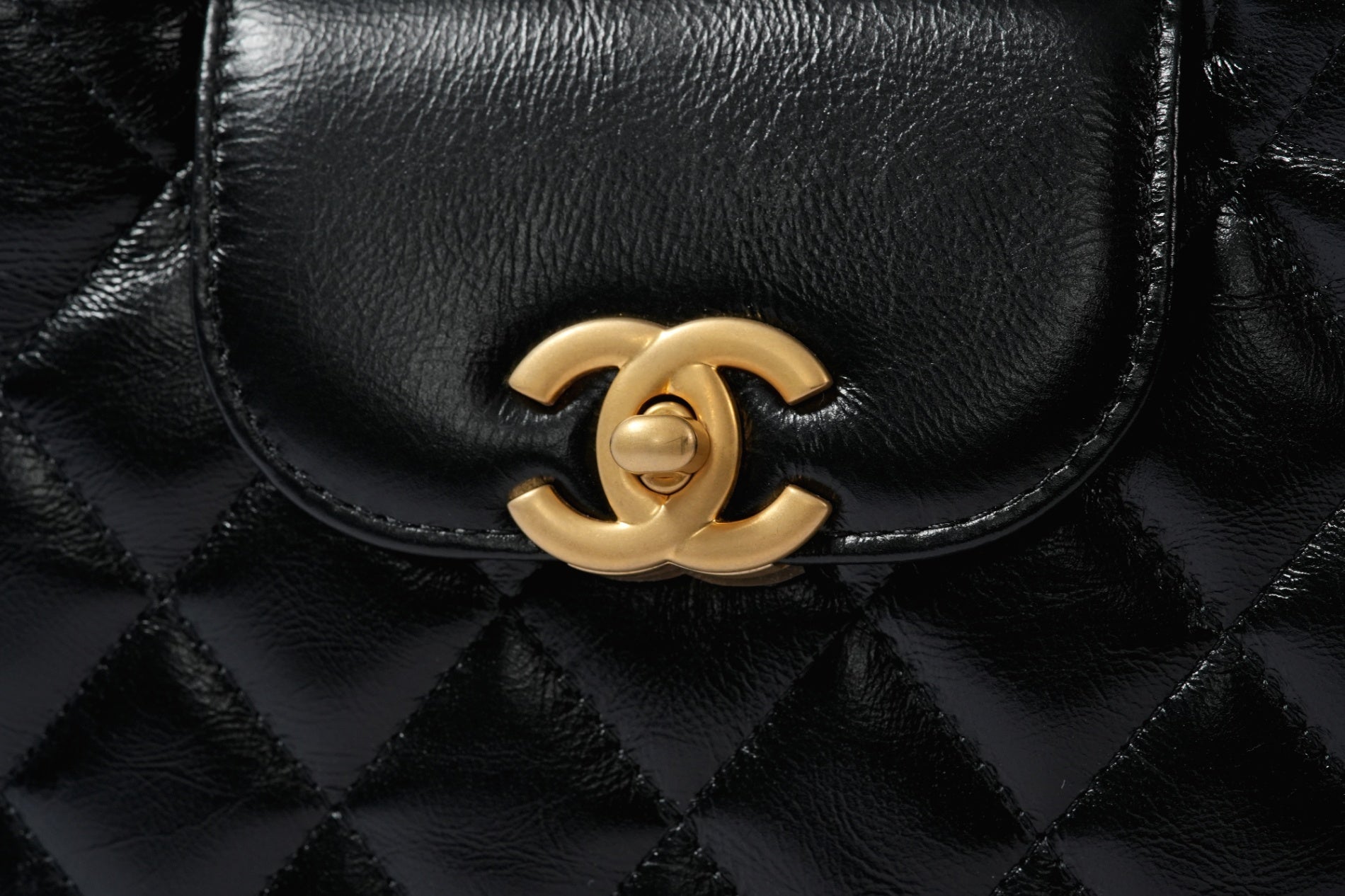 CHANEL マトラッセ ミニ ショッピングバッグ